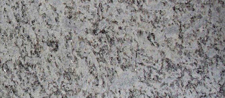 Granit gestrahlt blaugrau